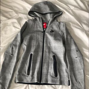 Women’s Nike full zip
